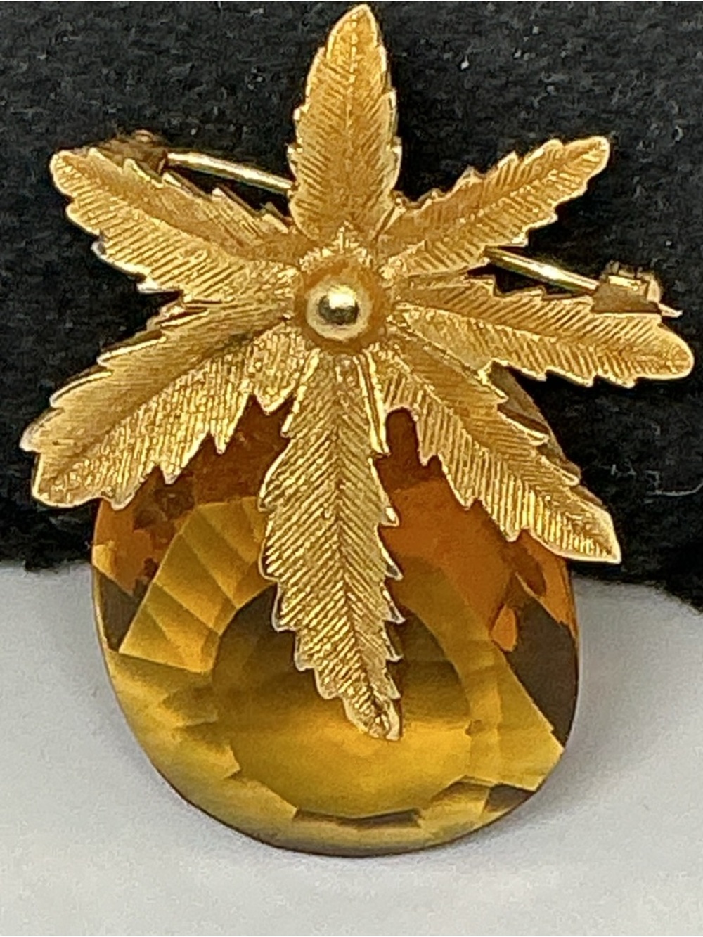 Vintage Glass Pineapple Sarah Coventry Brooch/Pendant